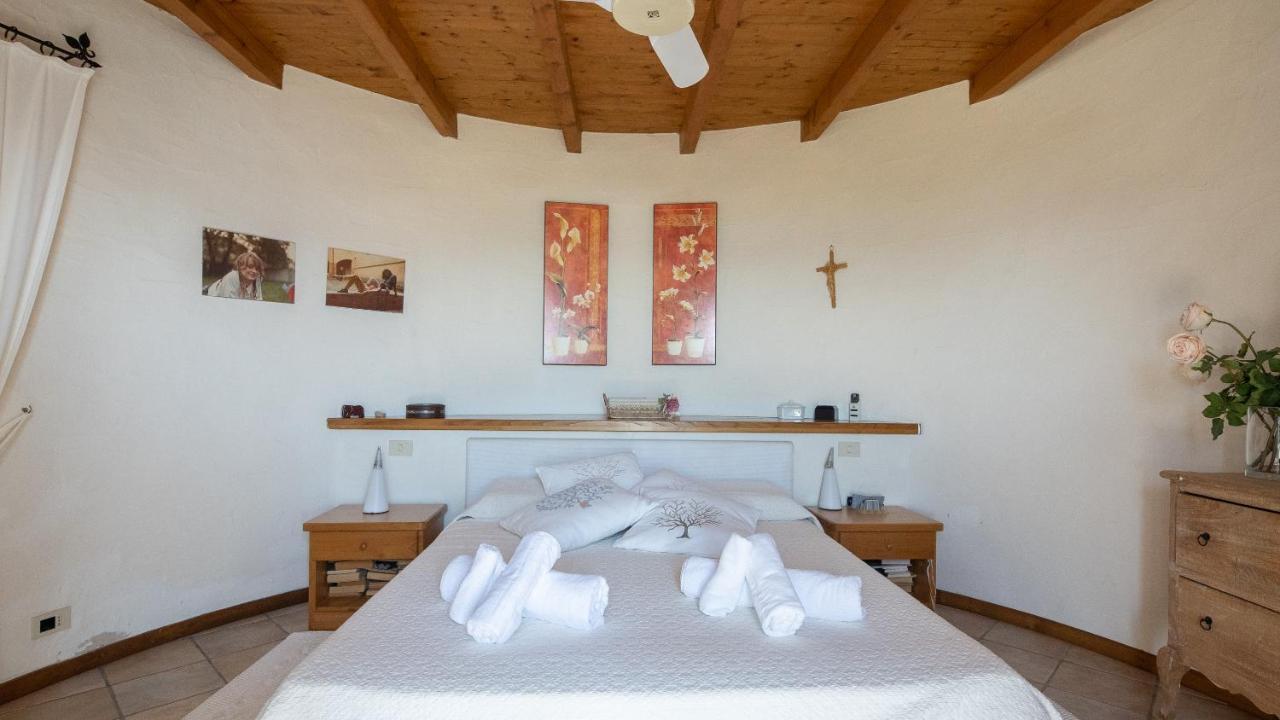 Welcomely - Villa Acqua Marina Golfo Aranci Kültér fotó